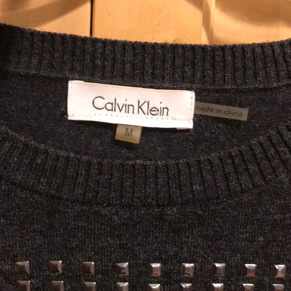 Calvin Klein sweater( 34% silk) - Picture 2 of 4